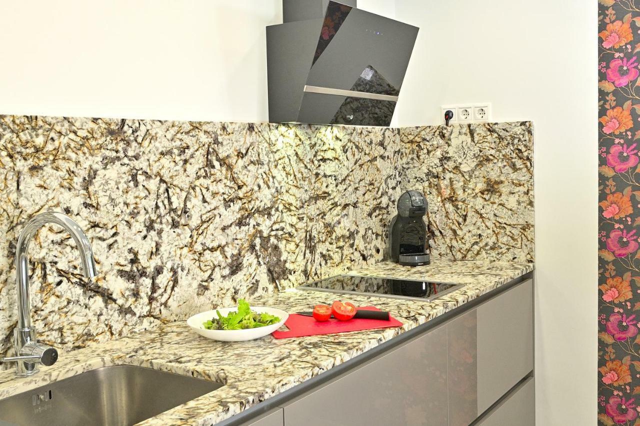 Appartamento Myflats Plaza Alicante Esterno foto
