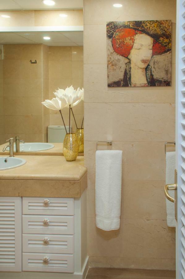 Appartamento Myflats Plaza Alicante Esterno foto